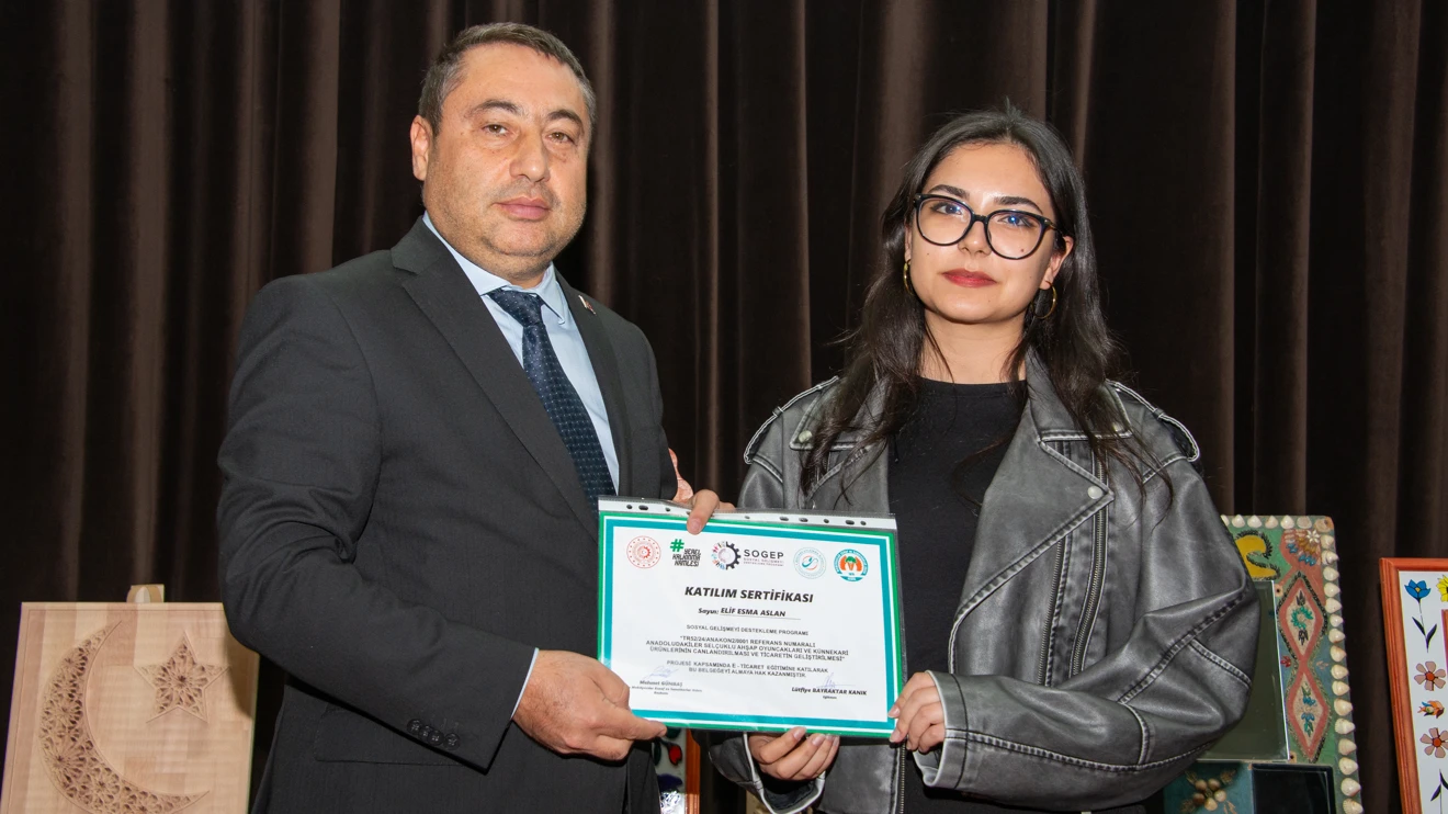 ‘Anadoludakiler’ Projesi’nde eğitim alan öğrenciler sertifikalarına kavuştu